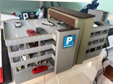 Vollmer H0 43804 Parkhaus mit Beleuchtung - b...