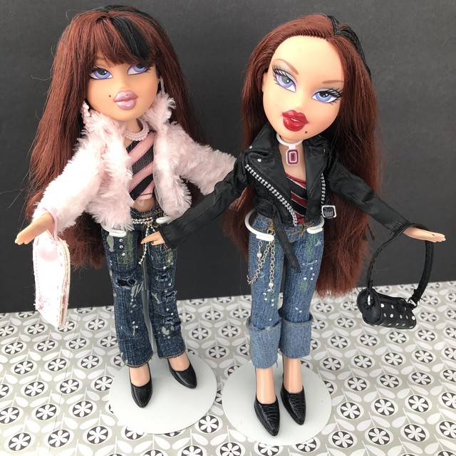 twin bratz dolls