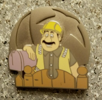 Pixar Party 2016 – John Ratzenberger Mystery Set – Up Construction  Foreman Pin