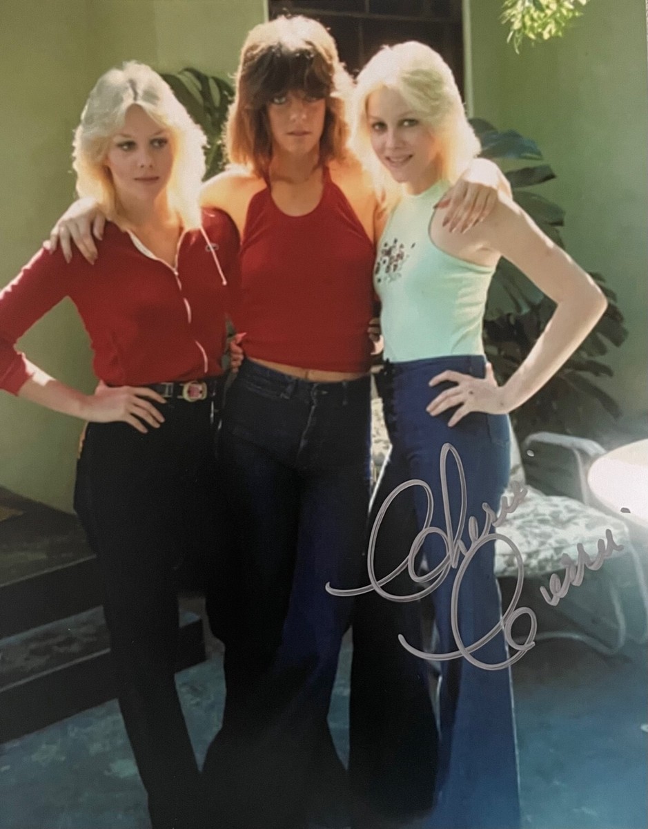 Cherie Currie THE RUNAWAYS Original Autographed 8X10 Photo