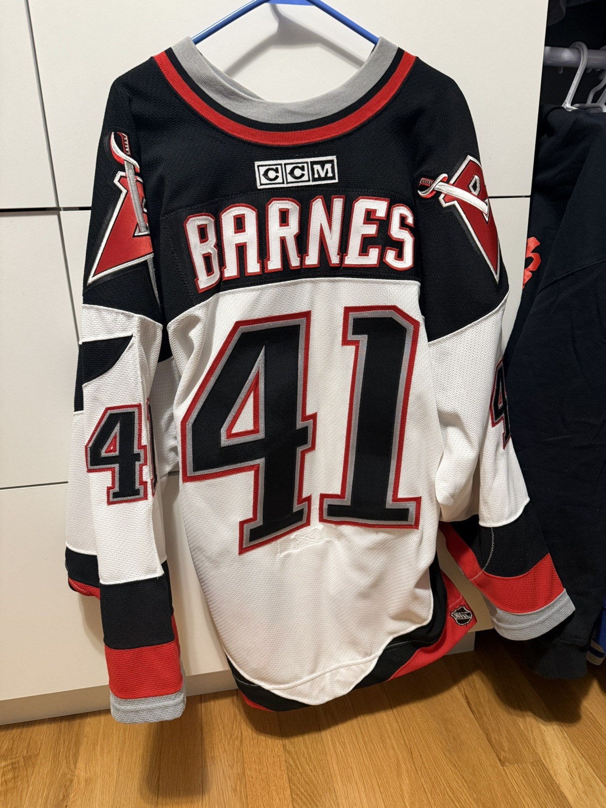 Authentic Buffalo Sabres 9/11 Jersey Stu Barnes NHL CCM MiC Size 52