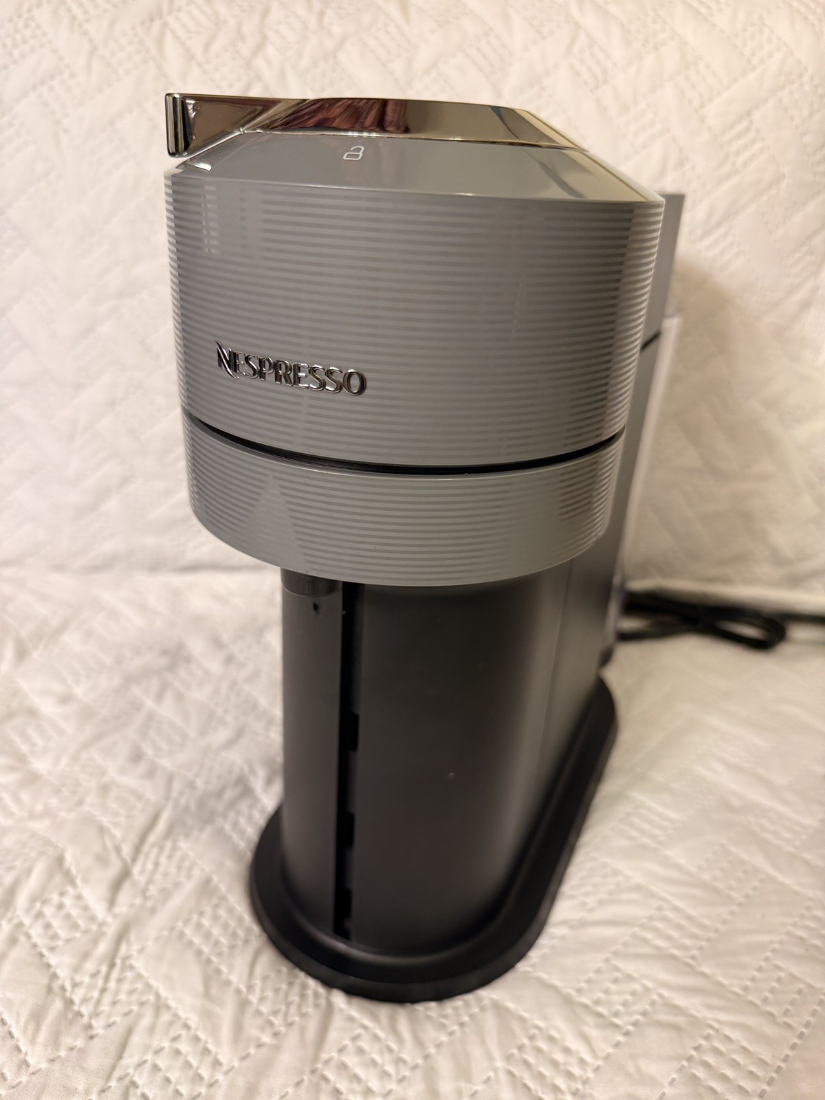 Nespresso Vertuo Next Coffee and Espresso Machine - grey - READ DESCRIPTION