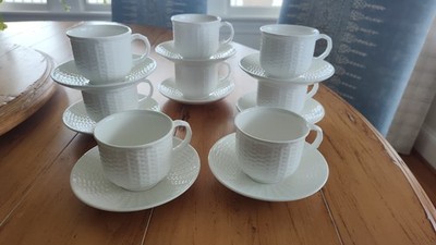 WEDGEWOOD Nantucket Basket Weave Bone China Coffee Tea Cups & Saucers - Set of 8