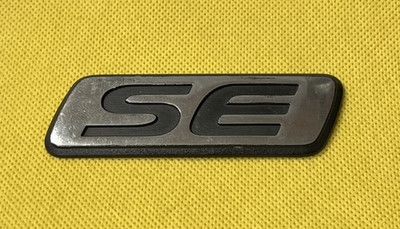 SE Car Badge Emblem 90x29mm