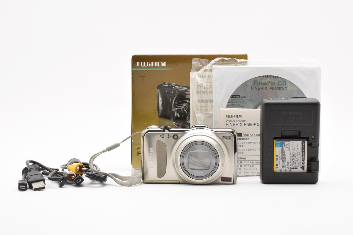 Fujifilm FinePix F550EXR Digital Camera – Silver Japan [Near