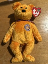TY BEANIE BABY CELEBRATIONS 2002 THE QUEENS GOLDEN JUBILEE  MINT the crown