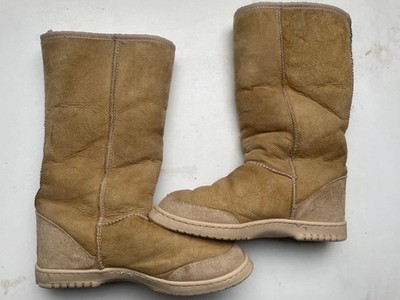 original UGG Australia Schuhe hohe UGG's Winterschuhe Gr. 39 / 40 M7-L8 USA