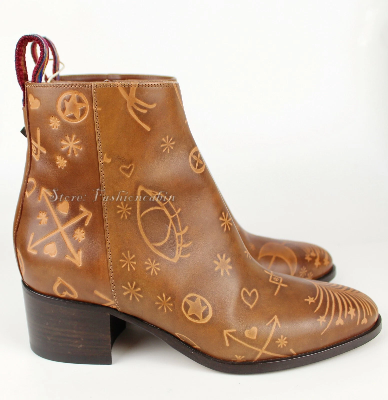 Nuovi Stivaletti Valentino Garavani in pelle in rilievo 37 EUR prezzo al dettaglio $1495