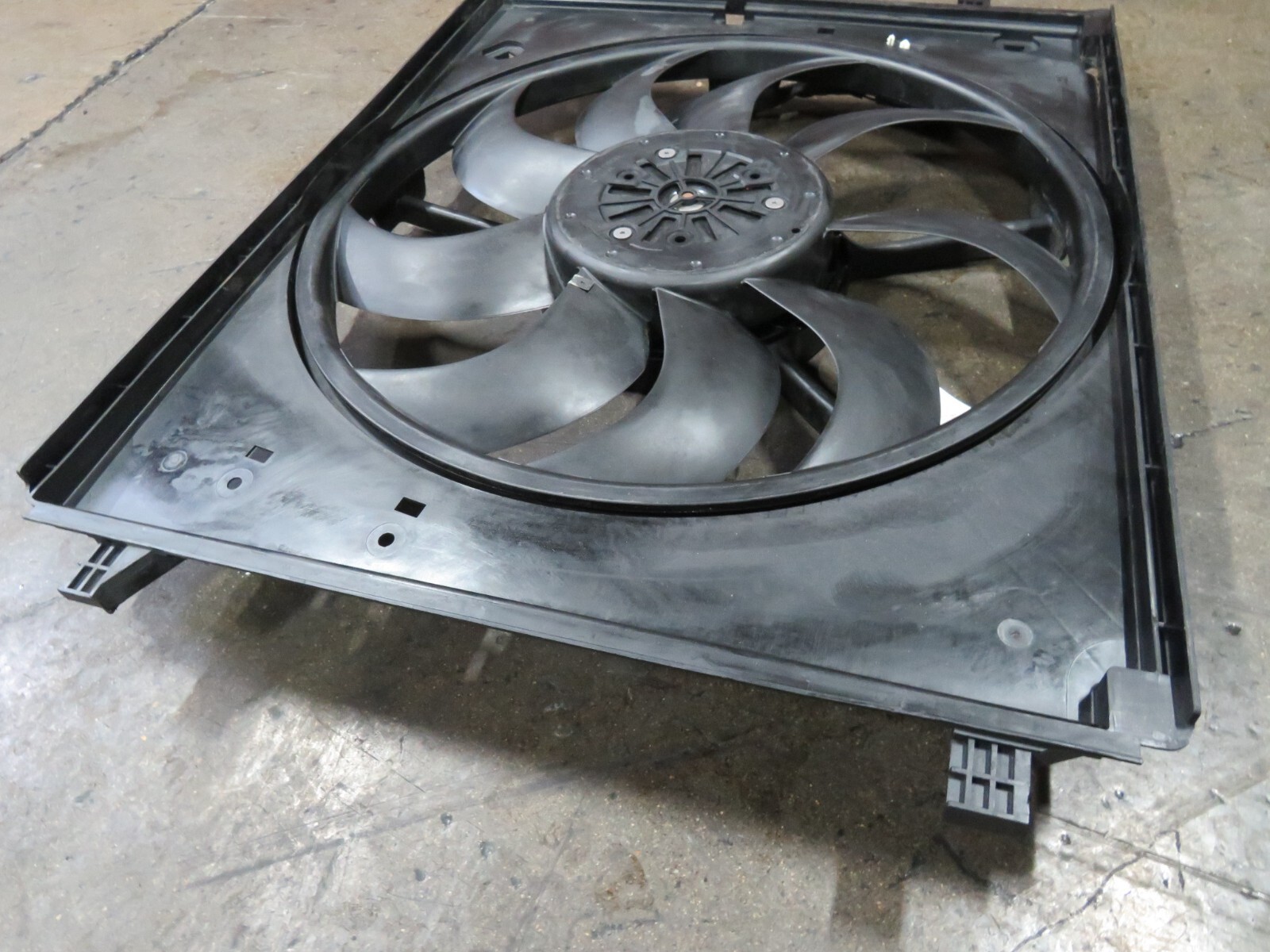 2016 Maserati Quattroporte, Ghibli, Radiator Cooling Fan Motor, P/N 670102597