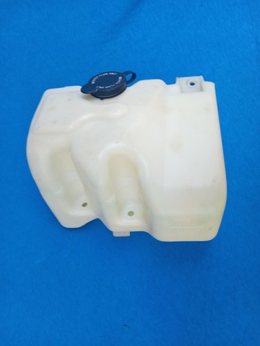 91-93 Buick Roadmaster, Chevrolet Caprice Wagon Windshield Washer container