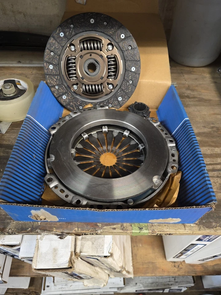 Nuevo Kit Embrague 07-16 Mini Cooper, Pac-Man y Countryman Sachs Alta Calidad Foto 2 de 2