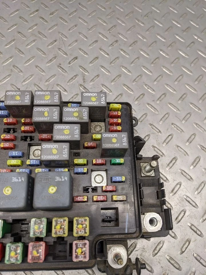 Motor de caja de fusibles compatible con 03-07 HUMMER H2 1178810 Foto 3 de 4