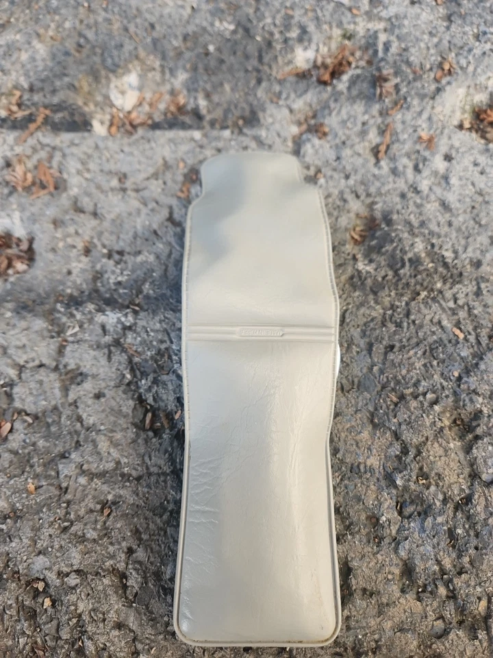 Juego de manicura de viaje vintage Oleg Cassini 9 piezas en estuche GRAN COLECCIONABLE AÑOS 60 Foto 3 de 4