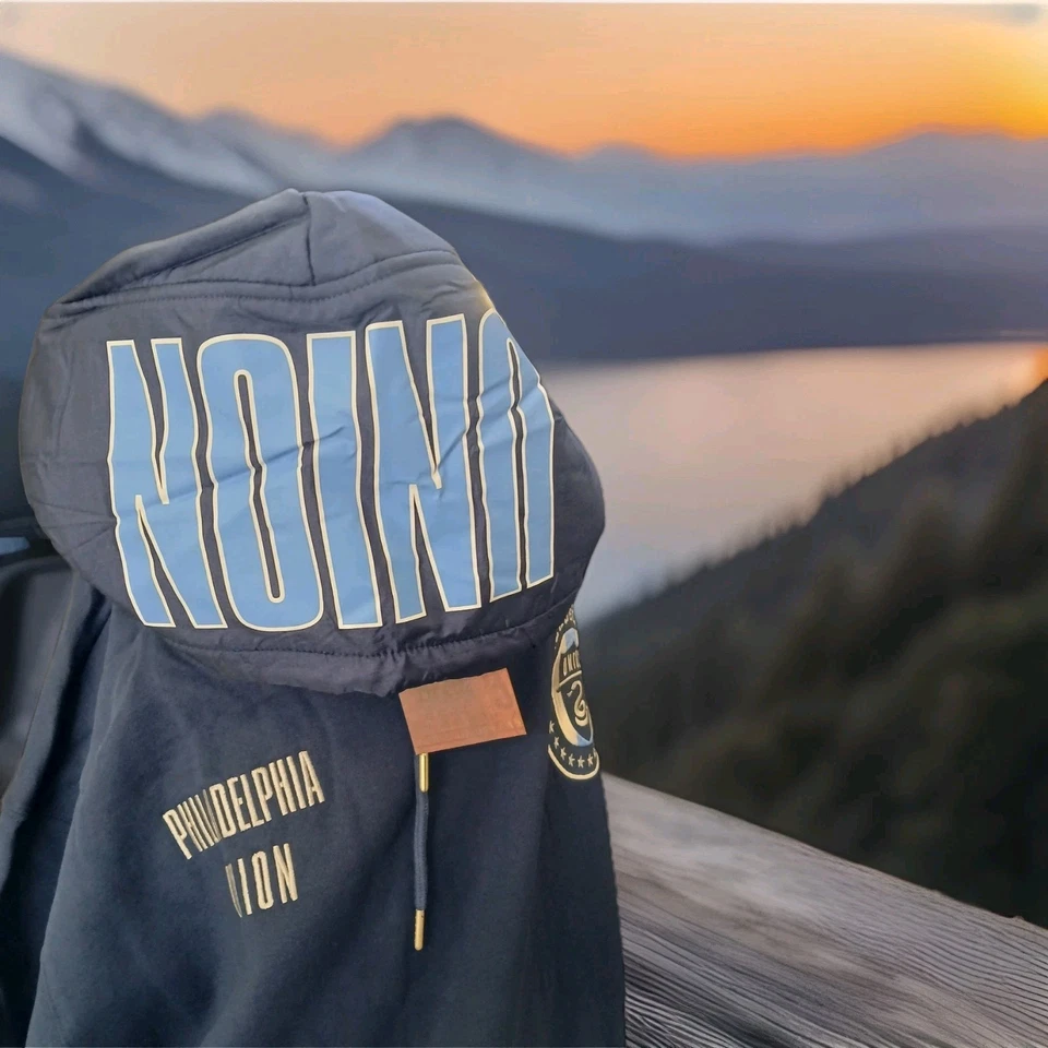 Mitchell & Ness 费城联盟运动衫防水罩,尺寸 2XL — 第 2/4 张图片