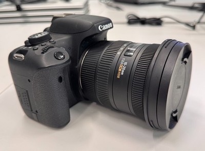 Canon EOS 750D inkl. zwei Sigma-Objektive und viel Zubehör (Zubehörpaket)