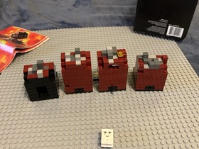 Lego Minecraft Micro World 21106 The Nether Ghast & Zombie Pigman Micromobs