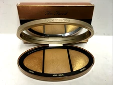 Too Faced Born This Way Turn Up The Light Highlighting Palette #DEEP - NIB