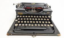 1928 Vintage Black Royal Portable Typewriter Model P + Antique Case ~ DUTCH Keys thumbnail