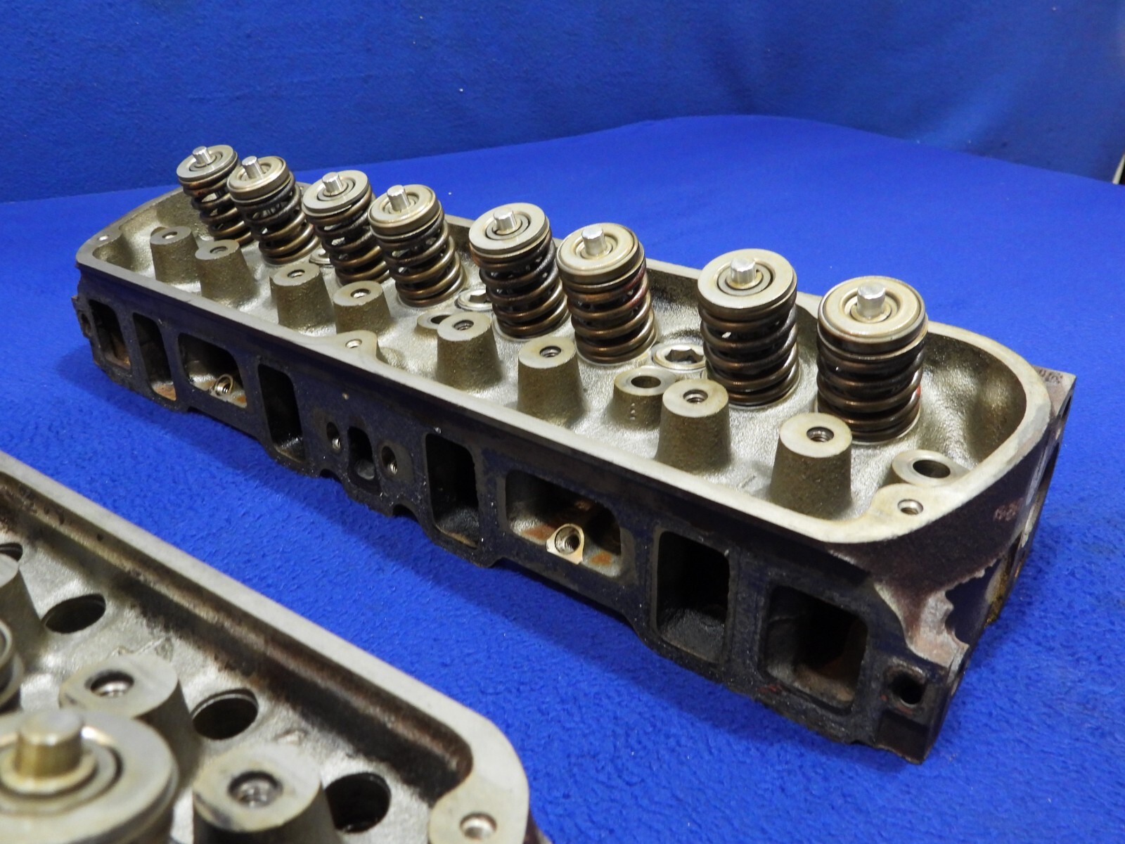 1987-1995 Ford Mustang GT 5.0L 302 OEM Cylinder Head Pair Heads OEM Used T94