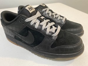 nike dunk low all black