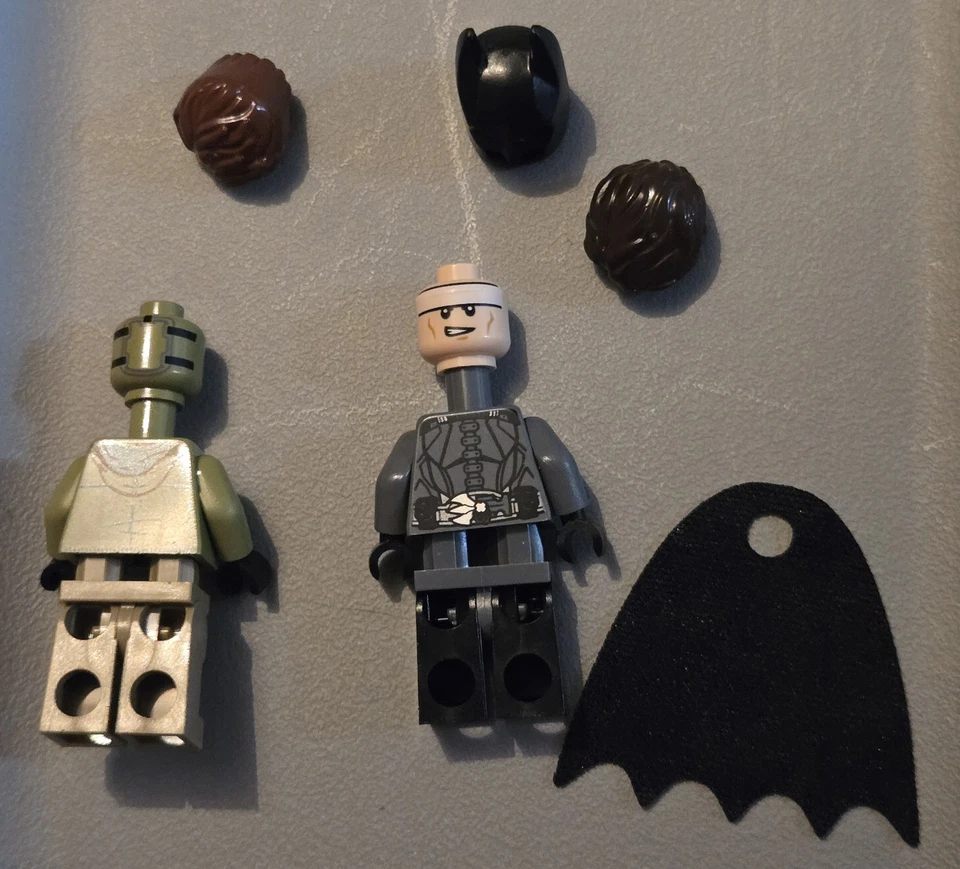 Lego DC Super Hero Batman And The Riddler Minifigures From 76183 - Image 2 of 2