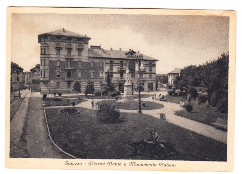 26-01946 - SALUZZO CUNEO - PIAZZA DANTE E MONUMENTO BADONI VIAGGIATA 1960
