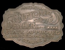 QE12165 VINTAGE 1970s ANTIQUE SHOW - AWARD FOR HONEST DEALING BRASS BUCKLE