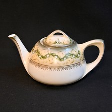 RS Prussia Teapot 16 OZ Hand Painted Leaves Scrollwork w/Gold 1905-1910