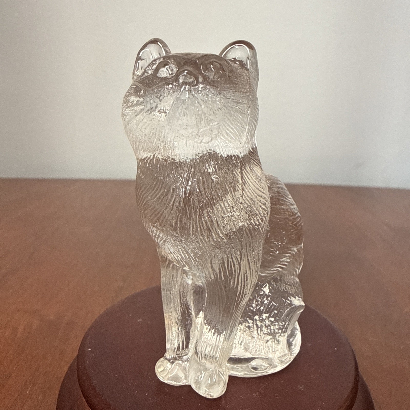 Vintage Mosser Sitting Cat #101 Original Crystal Glossy Bottom M Stamp Plunge