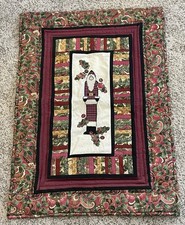Handmade Appliqu Quilted Primitive Santa Christmas Wall Hanging 1994 26x18.5