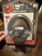 Radians Lowset Youth Passive Earmuff Black NRR 20