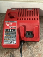 Genuine MILWAUKEE 48-59-1812 18V M12 / M18 LITHIUM ION CHARGER