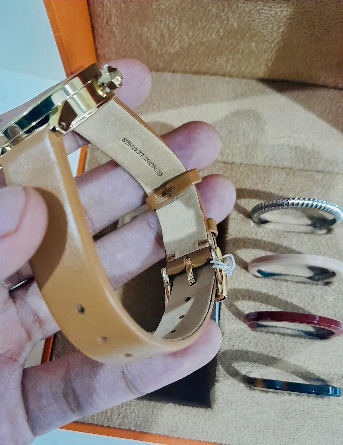 Set intercambiabile donna nuovo con etichette TBW2031 TORY BURCH GIGI quadrante avorio cinturino pelle