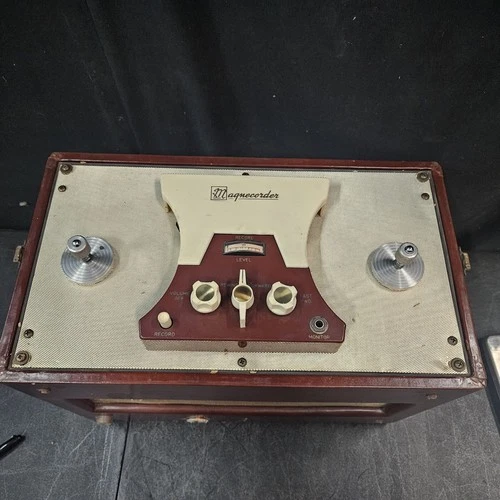 Vintage Magnecord F35-B Tube Amplifier Reel to Reel Recorder