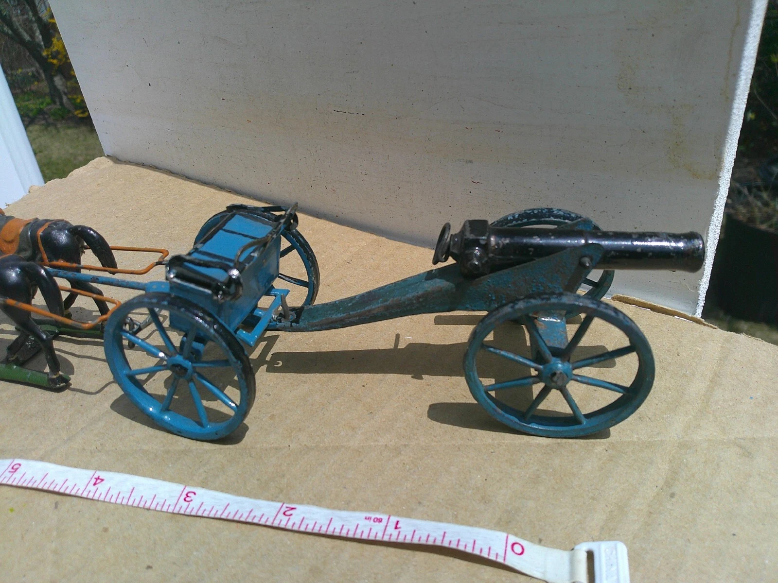 Picture 4 of 5