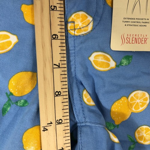 St. John's Bay Shorts Women's Size 2 Blue Yellow Lemon 5" Inseam Mid Rise NWT - Picture 10 of 13