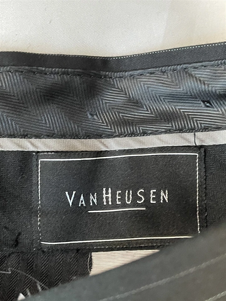 Van Heusen 44L 34 x 32 2Pc Black Pinstriped 3 Button Pleated & Cuffed Pants Suit - Image 3 of 4