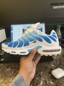 air max plus sky blue