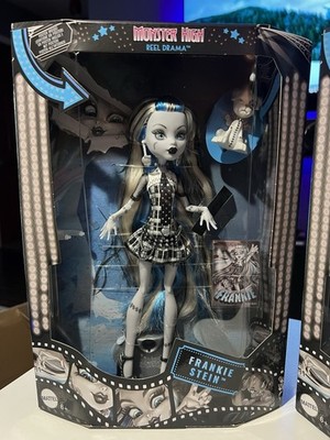 🟢 Monster High Reel Drama Black and White Frankie Stein Doll 2025