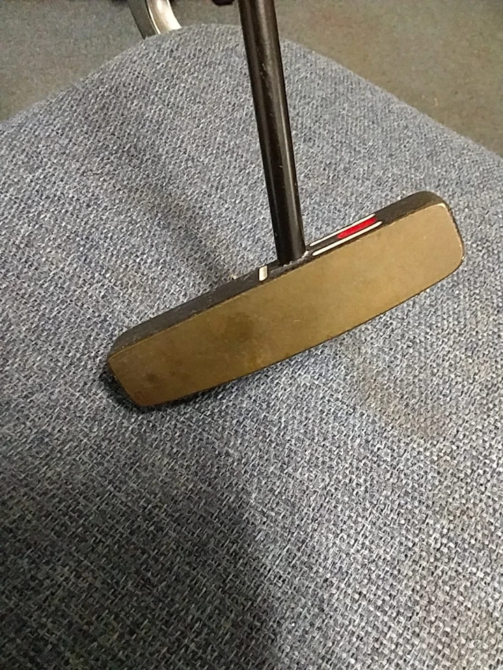 See More  FGP Center Shaft Putter RH 35" See More Grip  - Image 3 of 4
