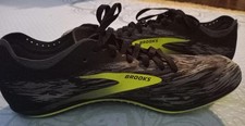 BROOKS ELMN8 Unisex Running Track Spike Shoes Size 9 Never Worn