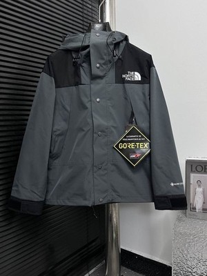 The North Face 1990 Mountain Light Jacket GTX Gore-Tex in Grey, Size S - 2XL
