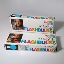 2 boxes/ 24 Total Vintage Sylvania Blue Dot Flashbulbs Press 25B