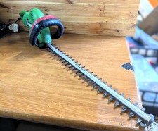 Tagliasiepi elettrico Florabest, probabilmente il modello FHT 600 C3-