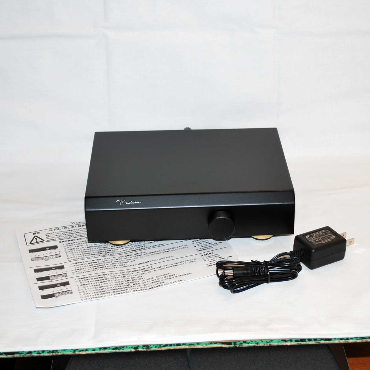 Préamplificateur phono Musica Japan PHO64S d'exception en aluminium brossé
