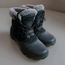 Columbia Sierra Summette Shorty Winter Boots Womens Size 6.5 Black 200 Grams