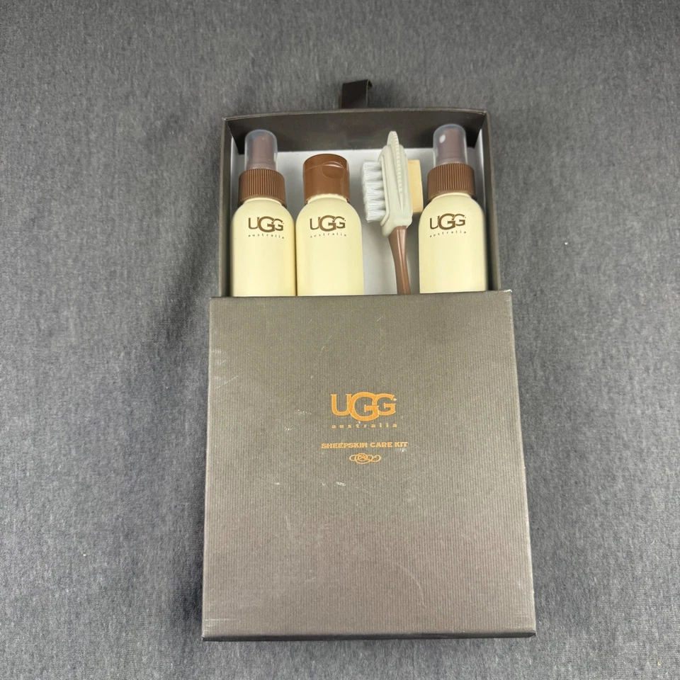 UGG Australia Schaffell Pflegeset Reiniger Schutz Auffrischungsbürste Set Hergestellt in den USA - Bild 1 von 4