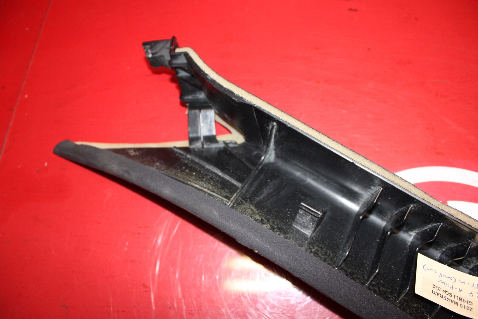 Maserati Ghibli 2014-2019 FRONT+RIGHT Pillar trim