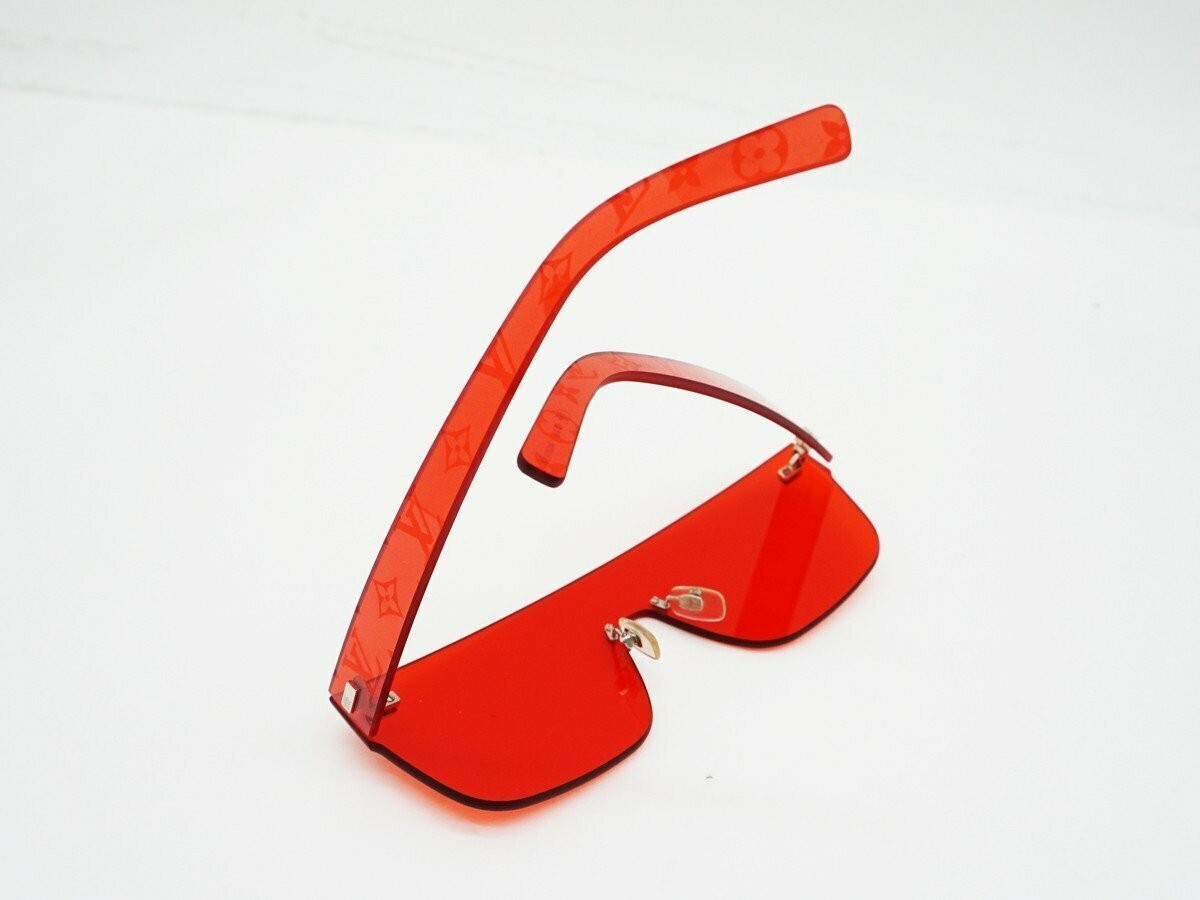 Louis Vuitton Supreme Z0985U Sunglasses Red Plastic Accessories