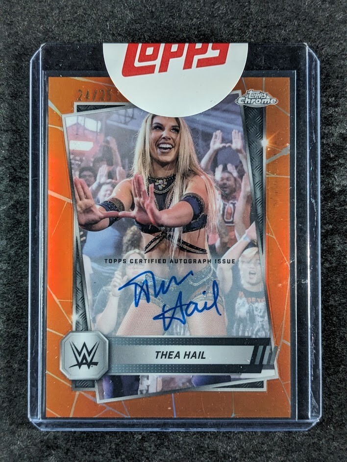 2025 Topps Chrome WWE THEA HAIL 24/25 Auto Signatures Orange Refractor SP